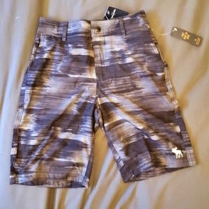 Abercrombie Kids Pool to Play shorts size 9-10 Gray